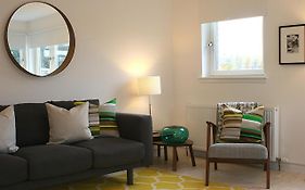 Glendevon Apartment